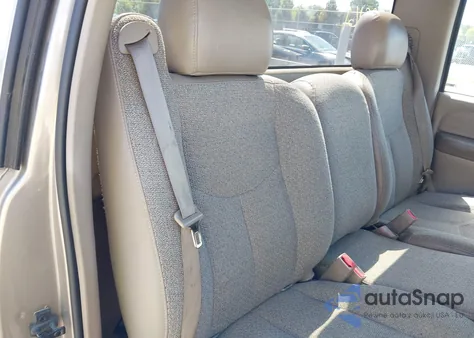 2003 Chevrolet Silverado 1500 from USA, damaged, VIN 1GCEC14T73Z176101